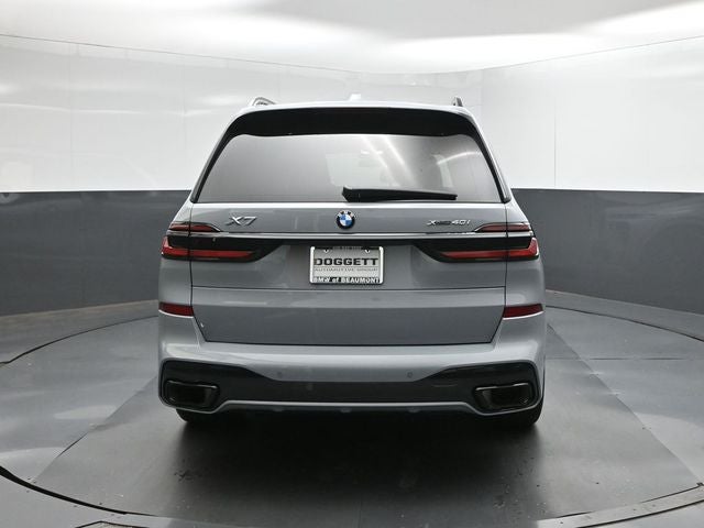 2026 BMW X7 xDrive40i