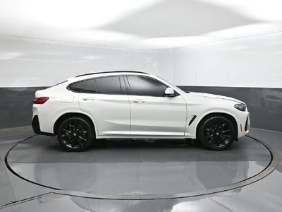 2024 BMW X4 xDrive30i