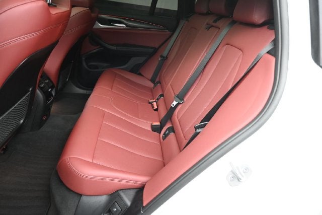 2024 BMW X4 xDrive30i