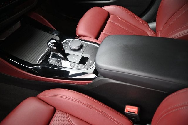 2024 BMW X4 xDrive30i