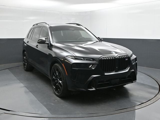 2025 BMW X7 M60i