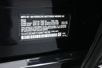 2025 BMW X7 M60i