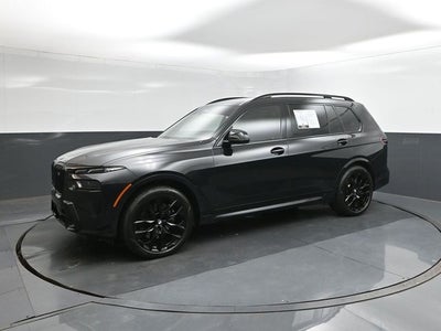 2025 BMW X7 M60i