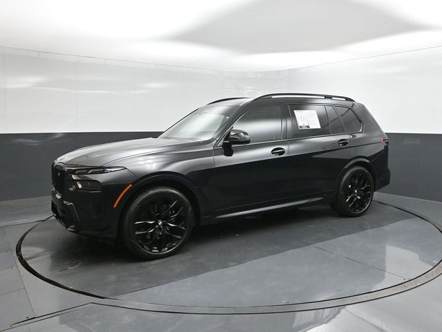 2025 BMW X7 M60i