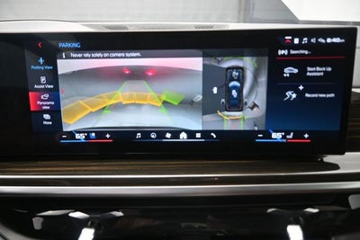 2025 BMW X7 M60i