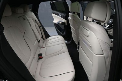 2024 BMW X6 xDrive40i