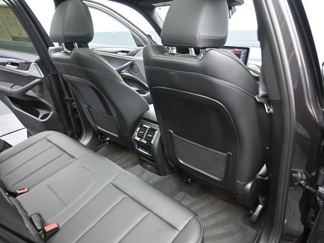 2023 BMW X3 M40i