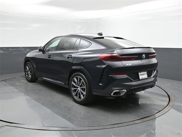 2023 BMW X6 xDrive40i