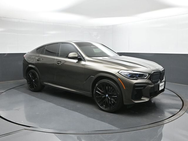 2022 BMW X6 M50i