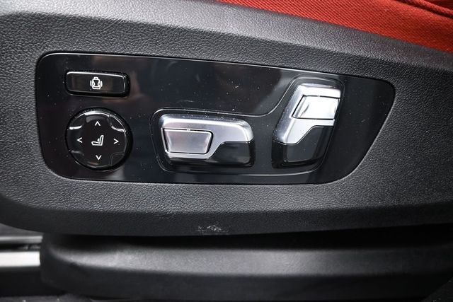 2026 BMW XM Label