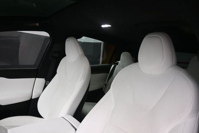 2022 Tesla Model X Base