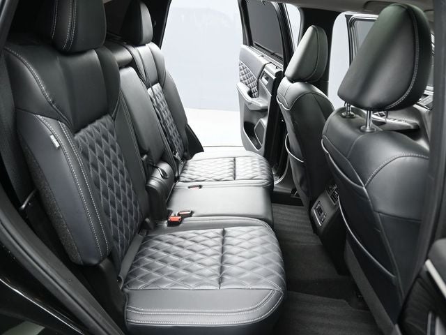 2024 Mitsubishi Outlander SEL