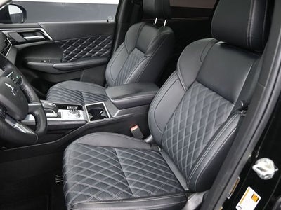 2024 Mitsubishi Outlander SEL