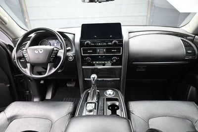 2024 INFINITI QX80 LUXE