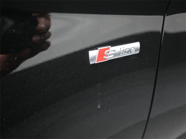 2022 Audi Q5 45 S line Prestige quattro