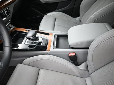 2022 Audi Q5 45 S line Prestige quattro