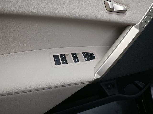 2025 BMW iX xDrive50