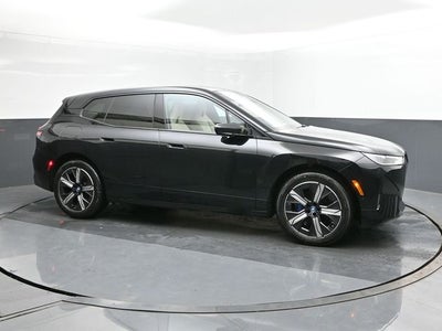 2025 BMW iX xDrive50