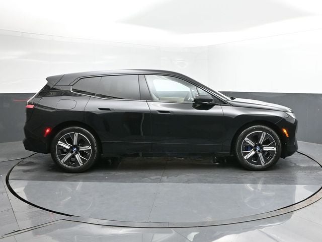 2025 BMW iX xDrive50