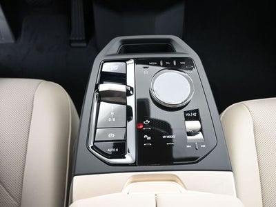 2025 BMW iX xDrive50