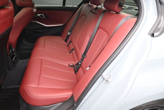 2026 BMW 3 Series 330i