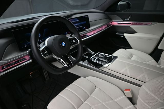2025 BMW 7 Series 740i
