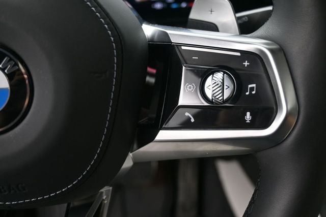 2025 BMW 7 Series 740i