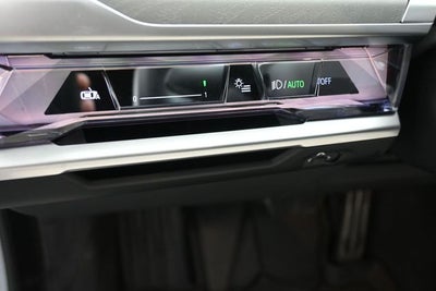 2025 BMW 7 Series 740i