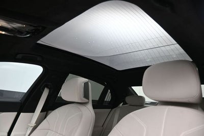 2025 BMW 7 Series 740i