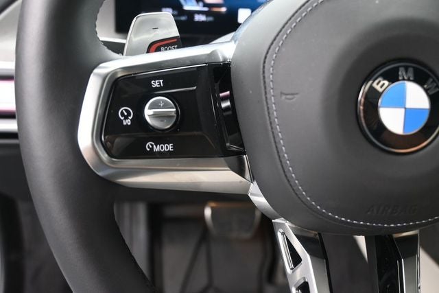 2025 BMW 7 Series 740i