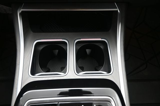 2025 BMW 7 Series 740i