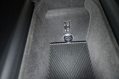 2025 BMW 7 Series 740i