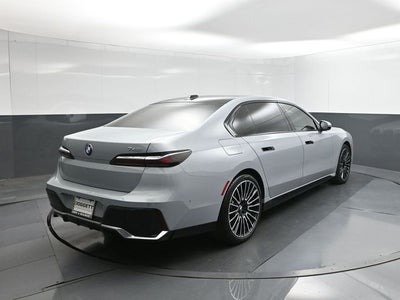 2025 BMW 7 Series 740i