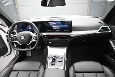 2025 BMW 3 Series 330i xDrive