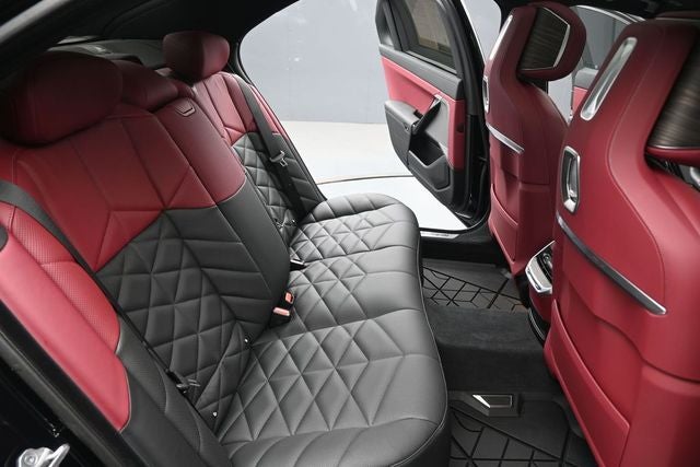 2024 BMW 7 Series 740i xDrive