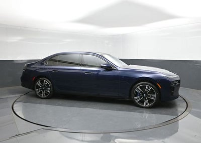 2025 BMW 7 Series 760i xDrive