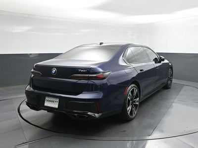 2025 BMW 7 Series 760i xDrive