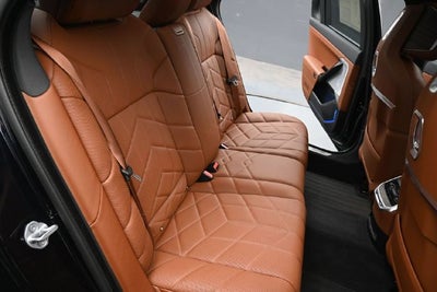 2023 BMW 7 Series 760i xDrive