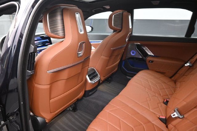2023 BMW 7 Series 760i xDrive