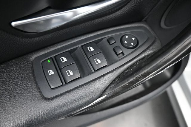 2015 BMW 3 Series 328i