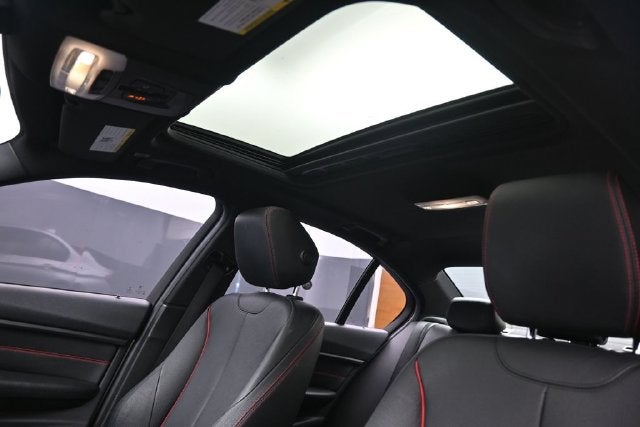 2015 BMW 3 Series 328i