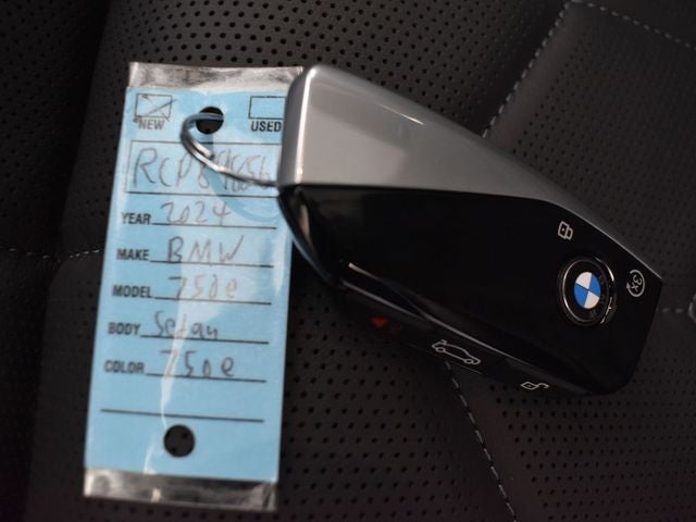 2024 BMW 7 Series 750E