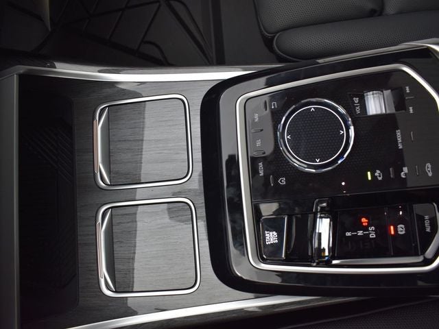 2024 BMW 7 Series 750E