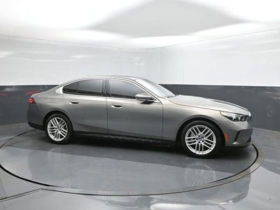 2024 BMW 5 Series 530i