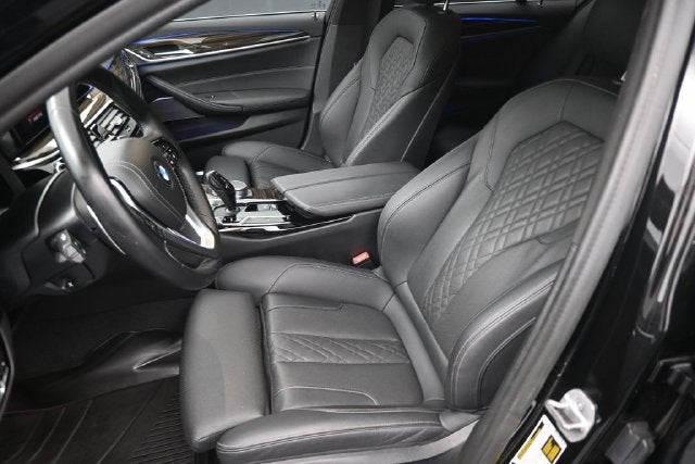 2022 BMW 5 Series 530i