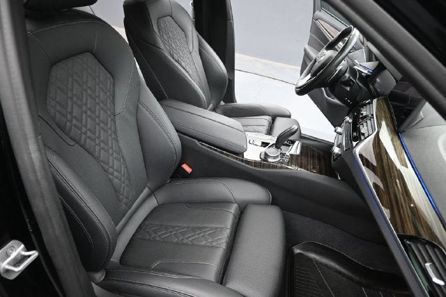 2022 BMW 5 Series 530i