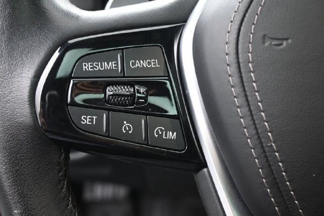 2022 BMW 5 Series 530i