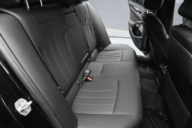 2022 BMW 5 Series 530i