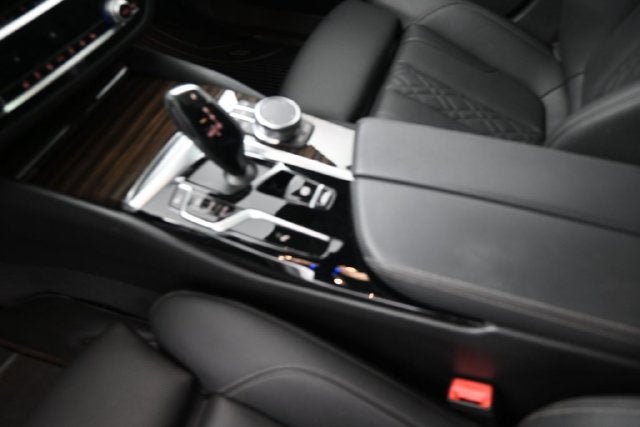 2022 BMW 5 Series 530i