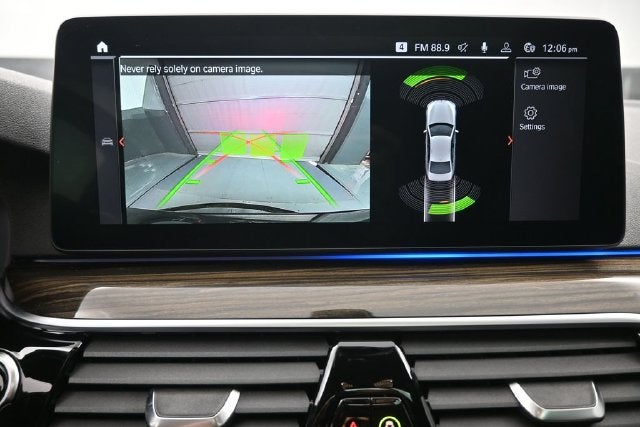 2022 BMW 5 Series 530i